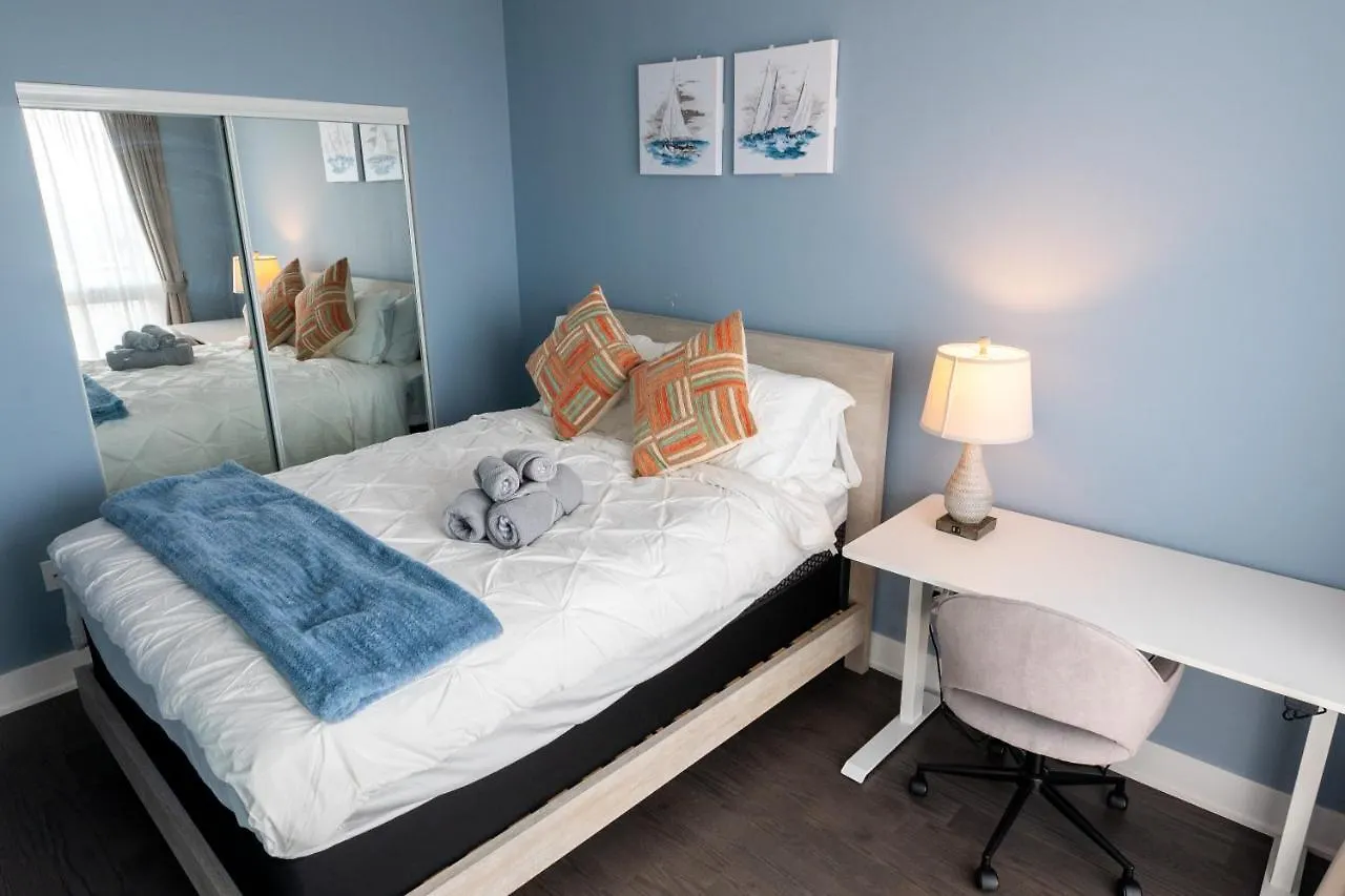 Luxury View In Toronto Downtown 3 Bedroom 2.5 Bathroom 1 Parking