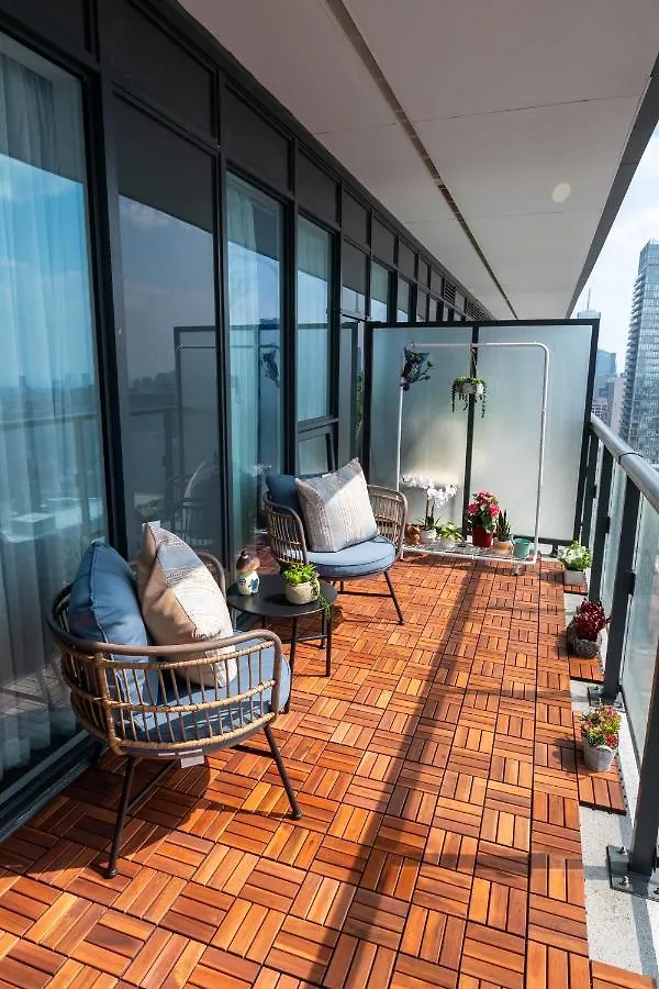Apartment Luxury View In Toronto Downtown 3 Bedroom 2.5 Bathroom 1 Parking