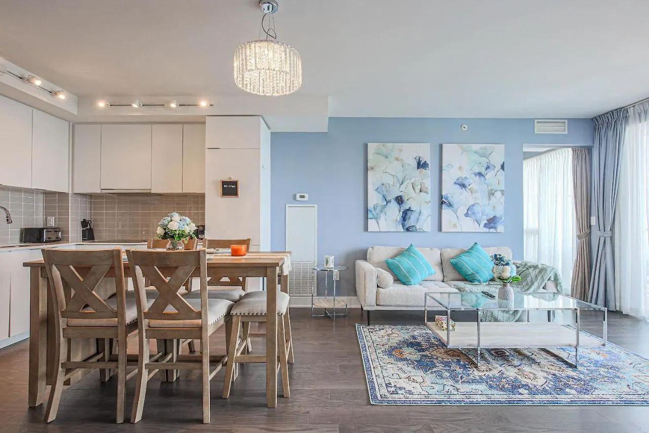 Luxury View In Toronto Downtown 3 Bedroom 2.5 Bathroom 1 Parking